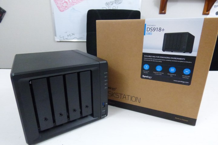 The synology DS918+ Retail Box