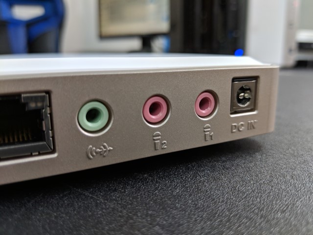 QNAP TBS-453DX NASBook Review – NAS Compares