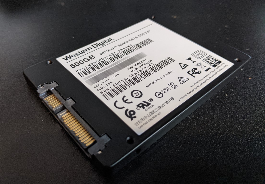 WD Red SA500 Disque SSD 4 To 2.5″ 7mm Serial ATA 6Gb/s pour NAS  (WDS400T1R0A)