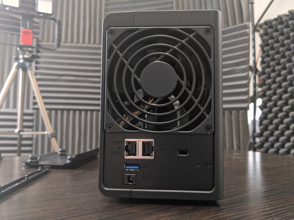 Synology DiskStation DS220+ Review with Pros and Cons 