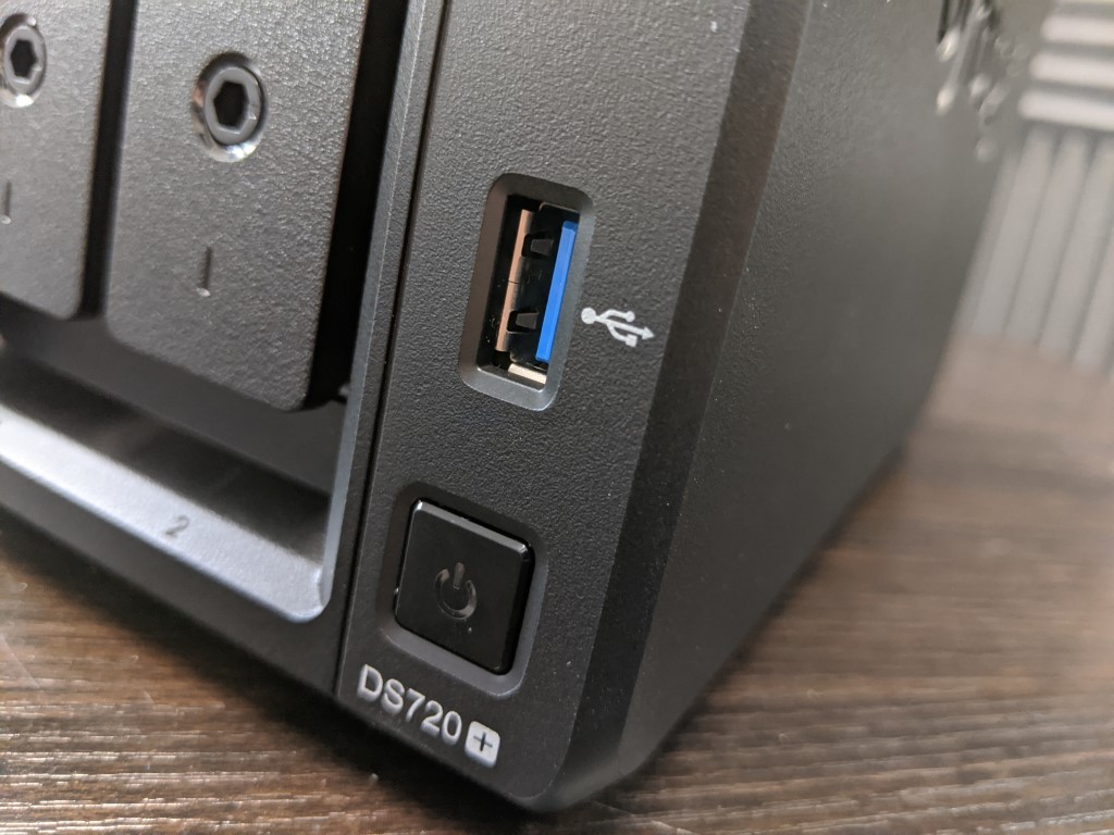 Synology DS720+ NAS