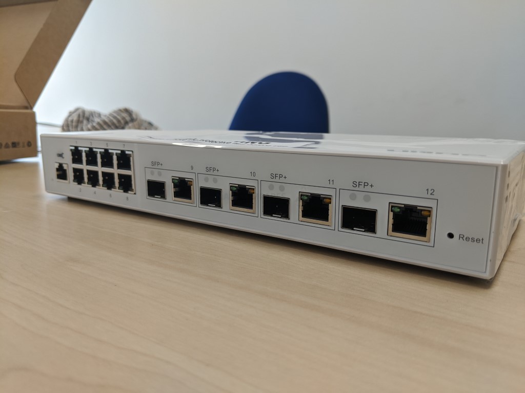 QNAP QSW-M408S 10GbE Managed Switch, with 4-Port 10G SFP+ and 8-Port Gigabit