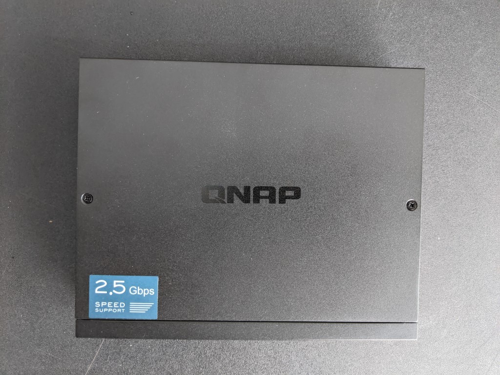 Switch QNAP QSW-1105-5T - Switch 2,5 Gigabit Ethernet 5 ports RJ45 - Switch  - Qnap