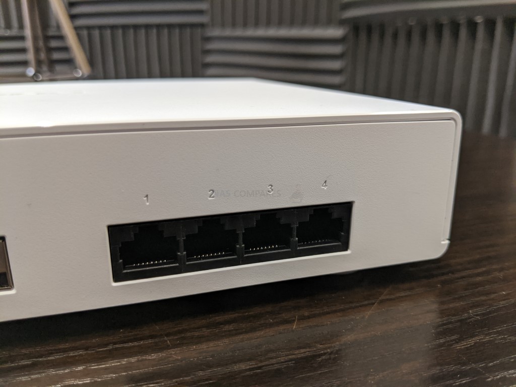 QNAP QHora-301W AX & 10Gbe Router Review – NAS Compares