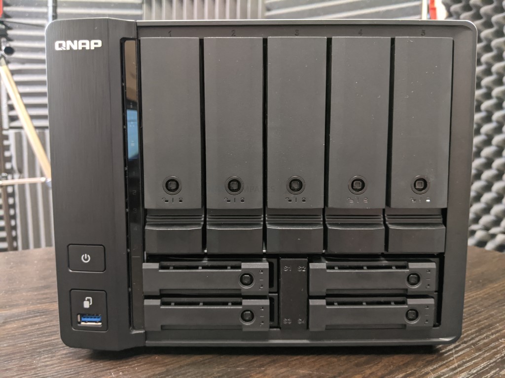 QNAP TS-h973AX NAS Hardware Review – NAS Compares