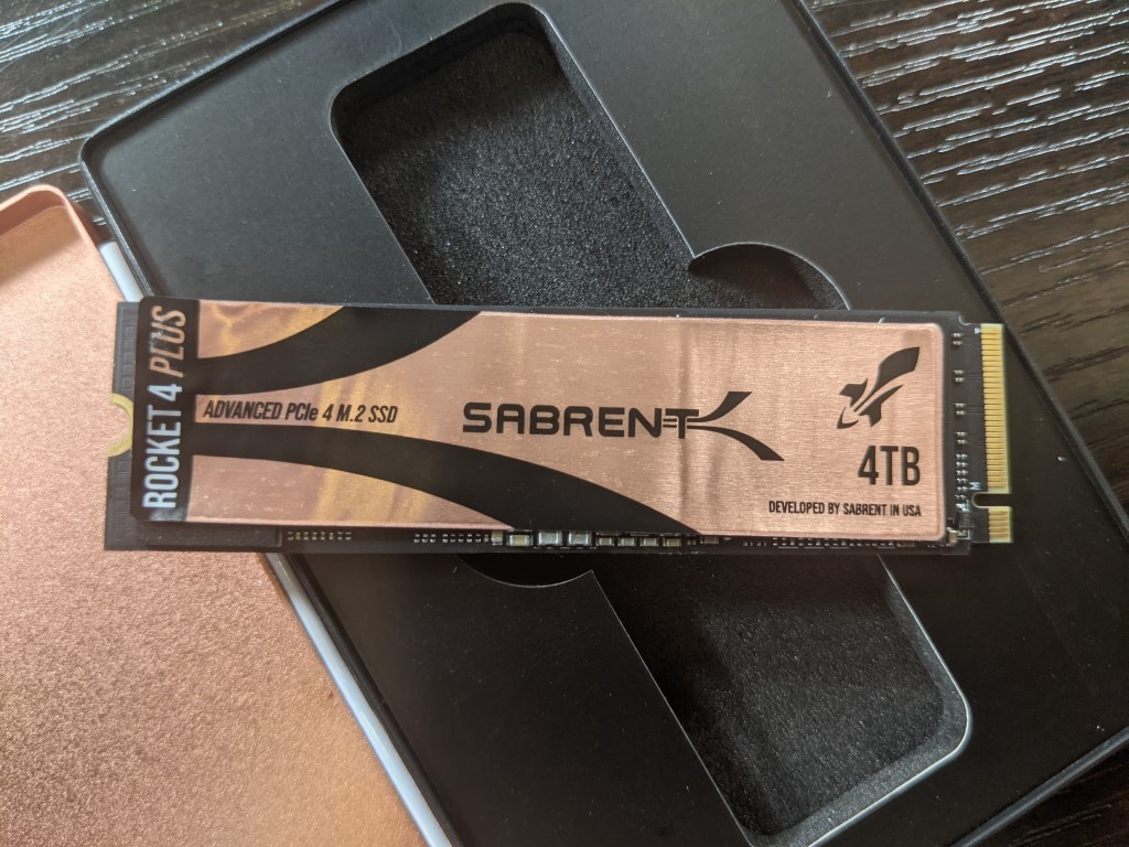 SABRENT 2TB Rocket 4 Plus NVMe 4.0 Gen4 PCIe M.2 Internal SSD Extreme  Performance Solid State Drive R/W 7100/6600MB/s (Latest Version)  (SB-RKT4P-2TB)
