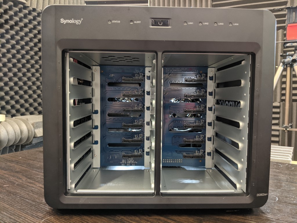 Synology dévoile les DS3622xs+ et DS2422+, deux NAS monstrueux