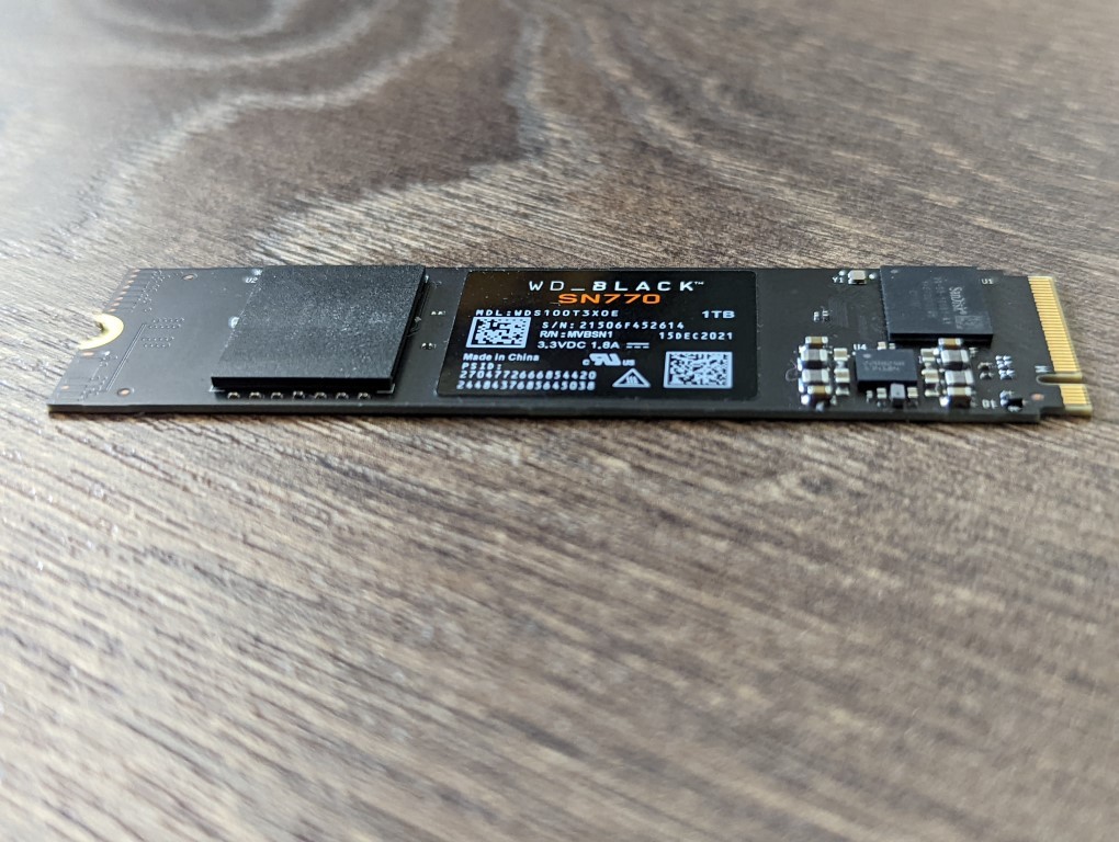 SSD Western Digital Black SN770 <WD Black SN770> (2 Тб, M.2, M.2