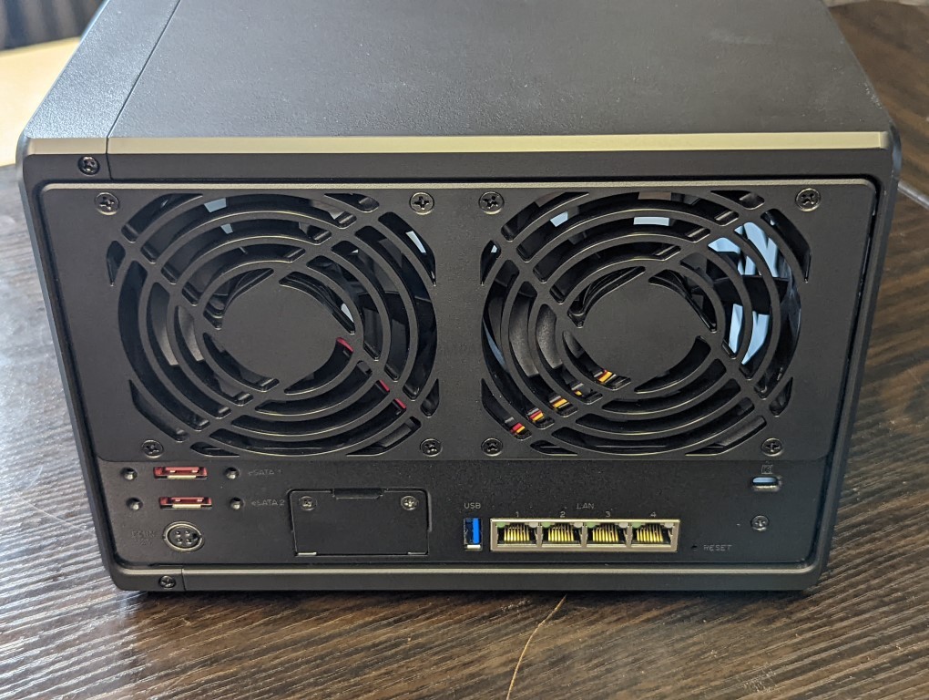 NAS – Test du Synology DS1522+ (avec carte réseau 10 GbE)