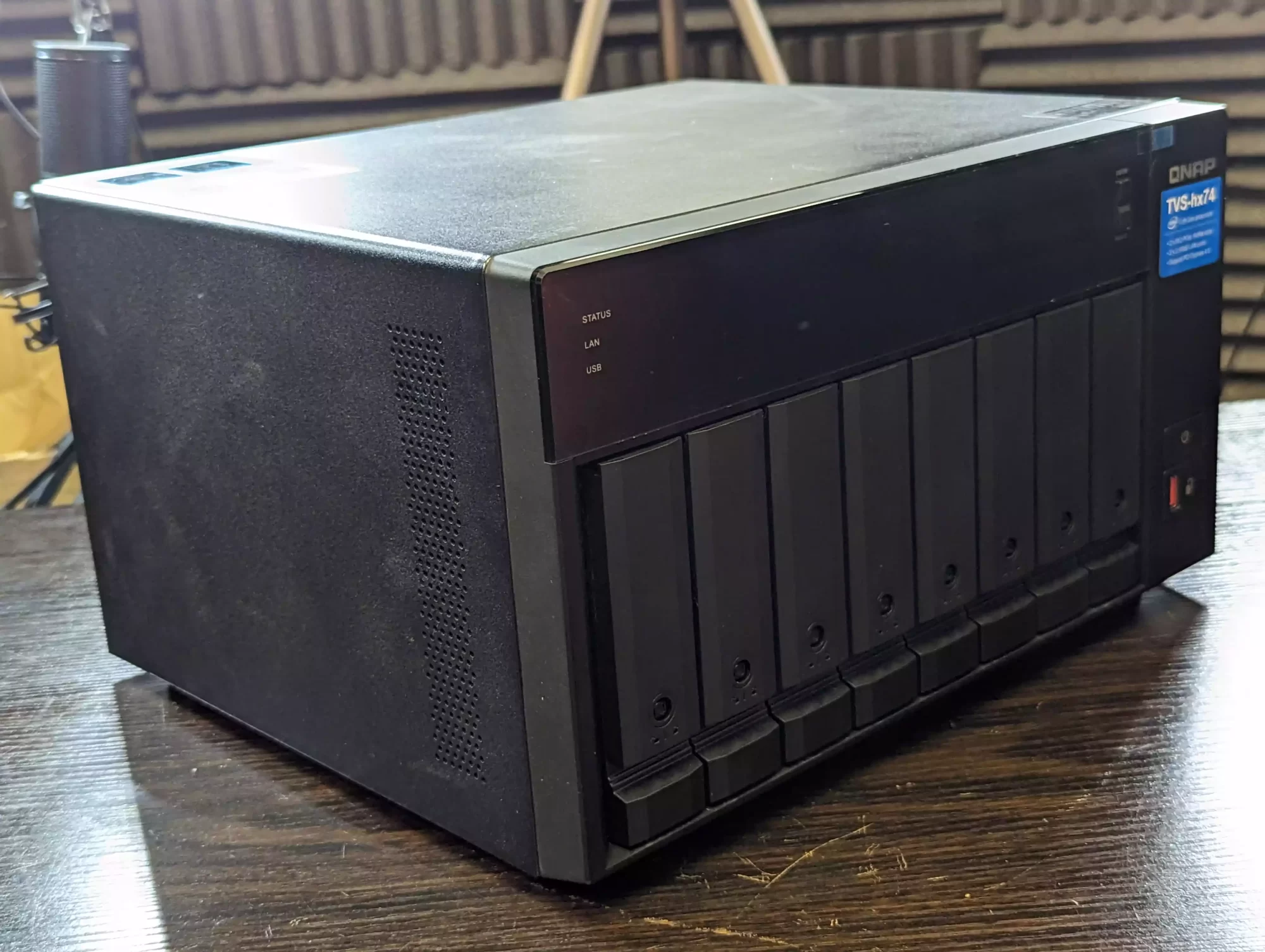 QNAP TVS-h874 Review - Not just a normal 8-bay NAS! – Dutchiee