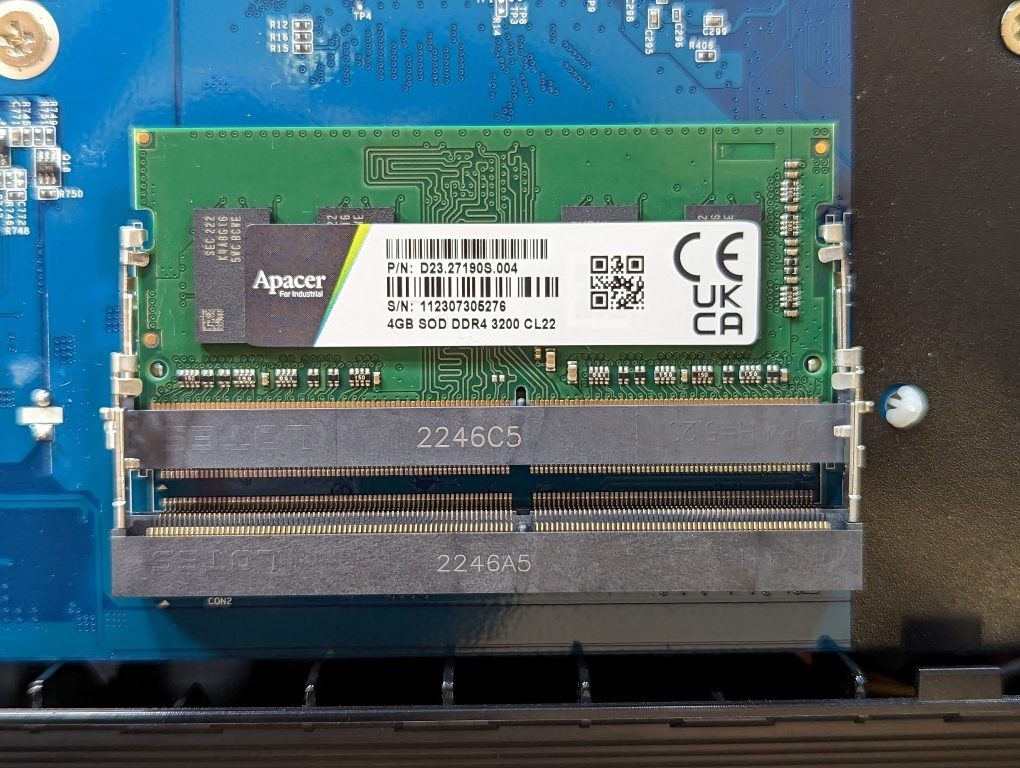 ASUSTOR 12-bay all-M.2 NVMe SSD NAS Review (Page 4)