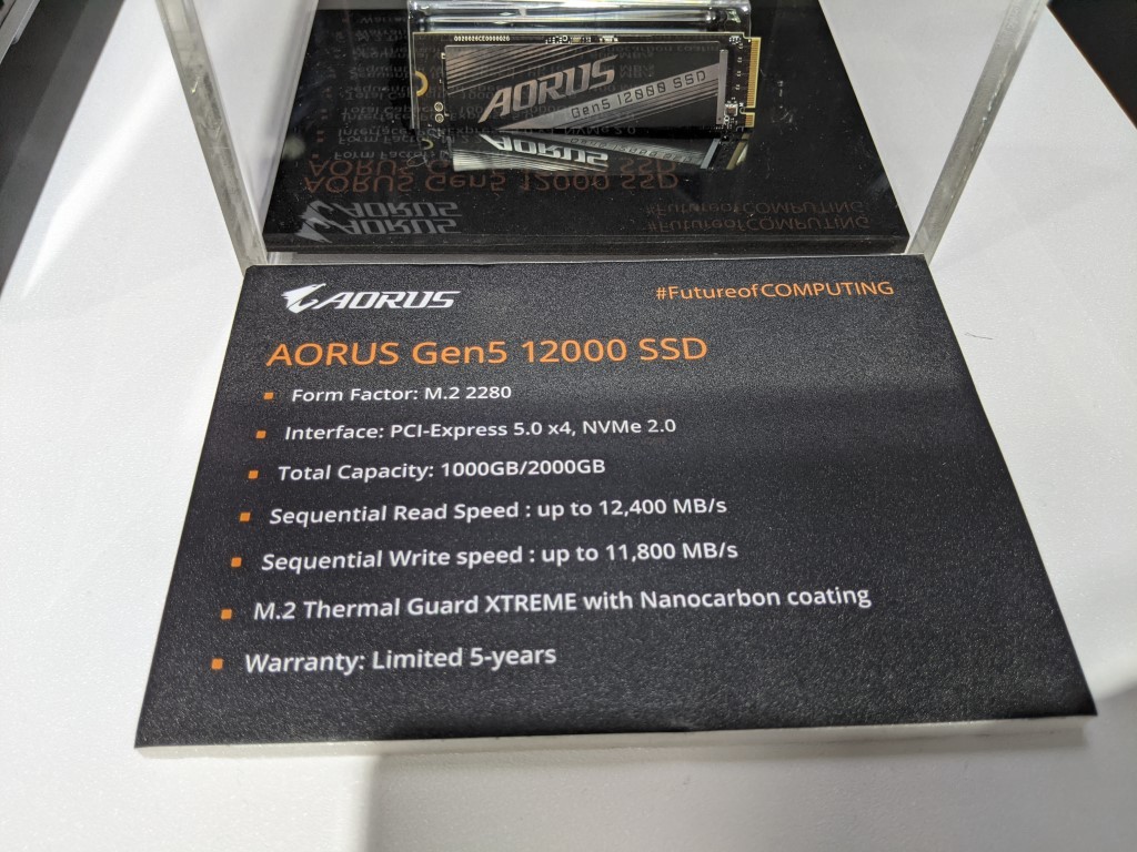 GIGABYTE AORUS Gen5 SSD 12000 SSD 2TB PCIe 5.0 NVMe M.2 Internal Solid  State Hard Drive with Read Speed Up to 12400MB/s, Write Speed Up to  11800MB/s, AG512K2TB 